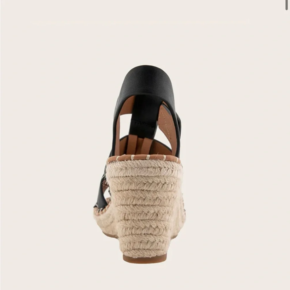 Kenneth Cole GENTLE SOULS CAPELIN LEATHER ESPADRILLE WEDGE 8
